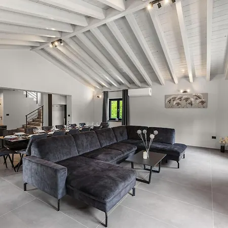 Viktor By Interhome Vakantiehuis