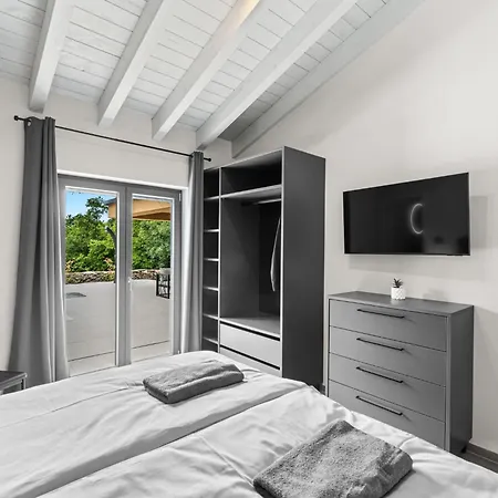 By Interhome